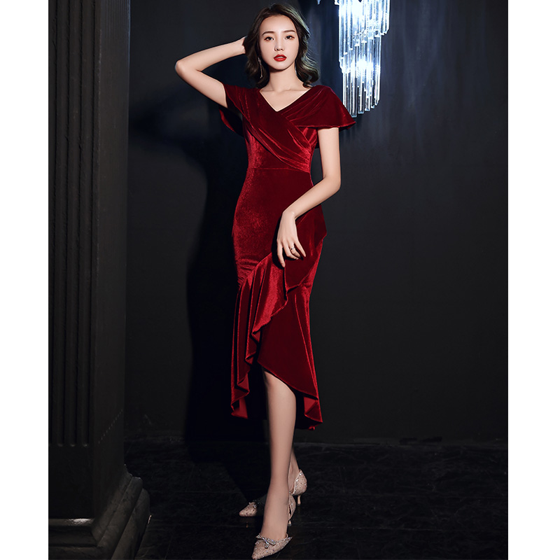 ชุดราตรี ชุดราตรีสวยหรู แบบ ทันสมัย Evening dress
