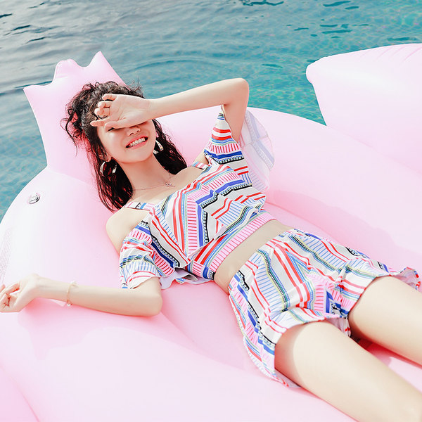ชุดว่ายน้ำผู้หญิง ชุดว่ายน้ำน่ารัก Bikini ชุดไปทะเล