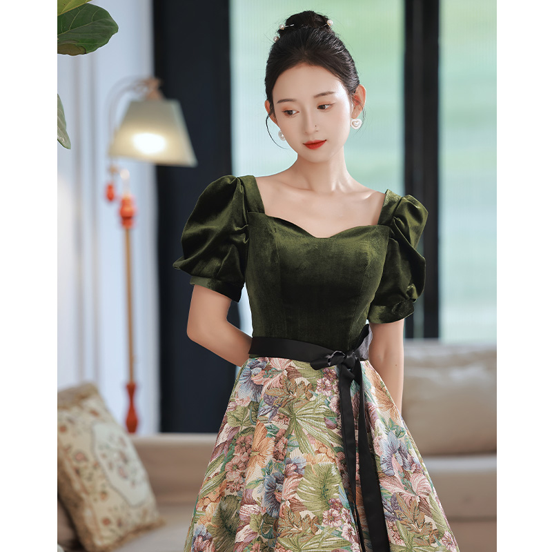 ชุดราตรี ชุดราตรีสวยหรู แบบ ทันสมัย Evening dress