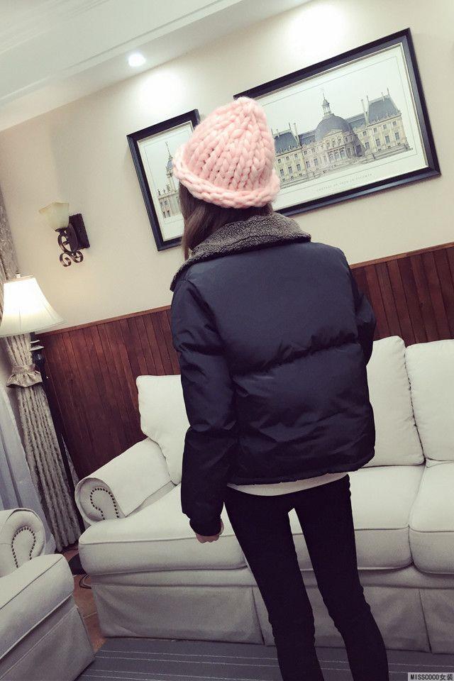 เสื้อกันหนาว บุนวมฟูๆ แต่งขนแกะที่คอปกเสื้อ ตัวสั้นน่ารัก ผ้าร่มเนื้อดีกันลม เกาหลีมากๆ พร้อมส่ง