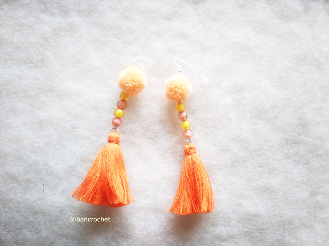 ต่างหูถักโครเชต์ crochet earrings สีส้ม 5 นิ้ว