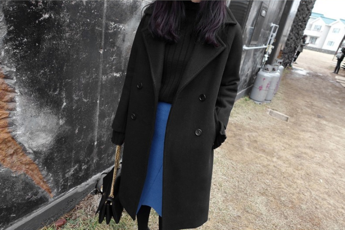 OverCoat เสื้อโค้ทกันหนาวตัวยาว สีดำ Classic เข้าได้กับทุกชุด งานดี ผ้าวูลเนื้อดี บุซับในกันลมอย่างดี พร้อมส่ง