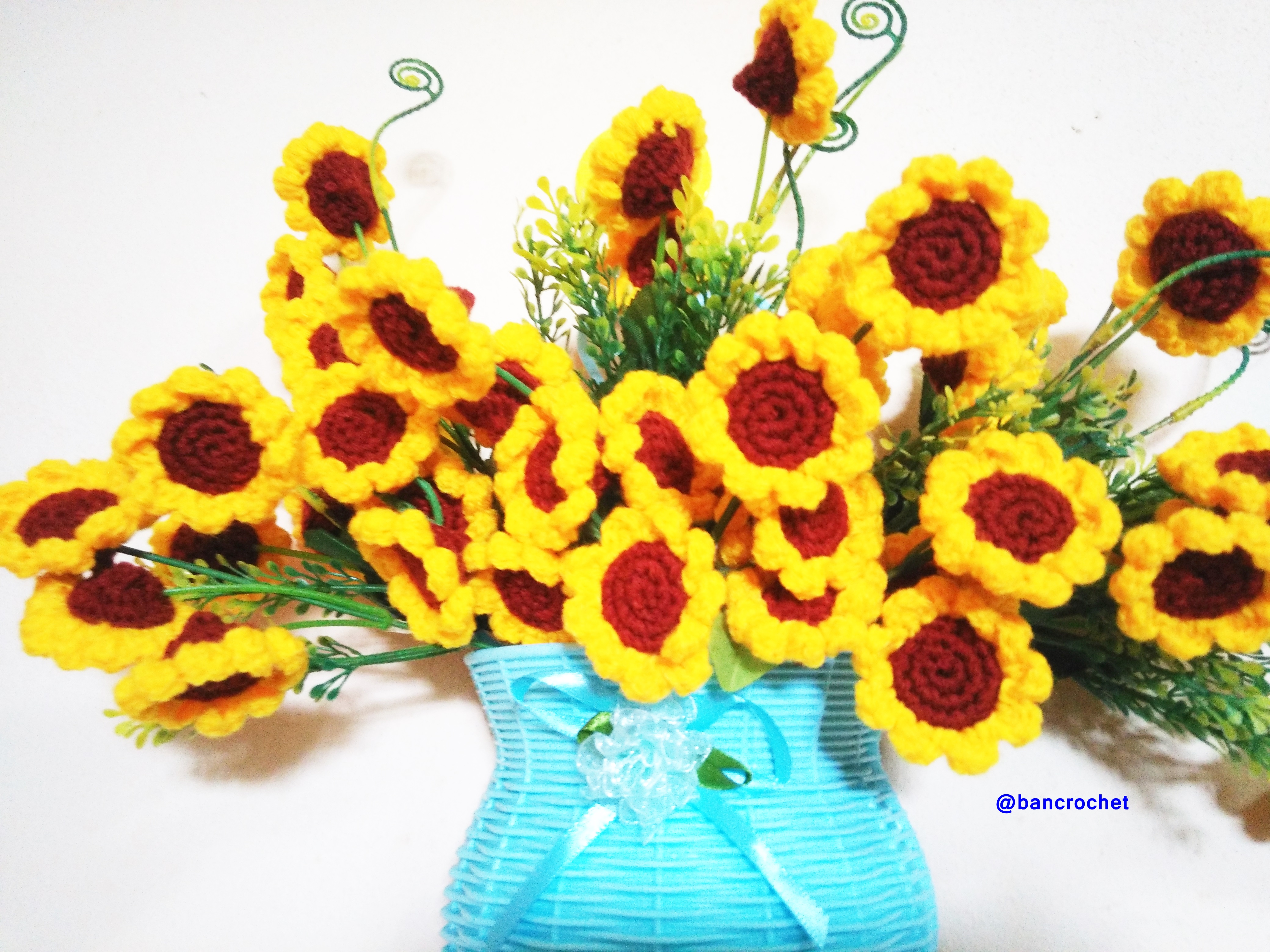 Bancrochet แจกันช่อดอกไม้แขวน crochet flowers vase hanger หลากสี 8 นิ้ว