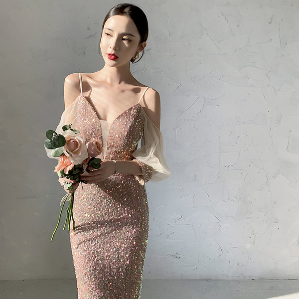 ชุดราตรี ชุดราตรีสวยหรู แบบ ทันสมัย Evening dress