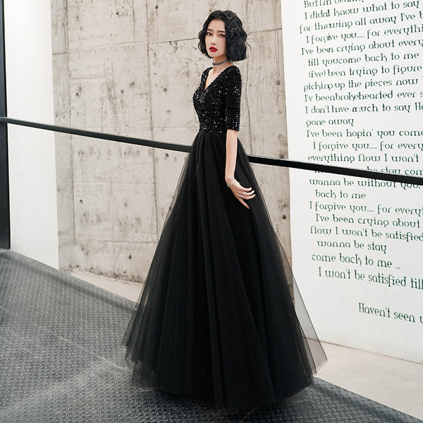 ชุดราตรี ชุดราตรีสวยหรู แบบ ทันสมัย Evening dress