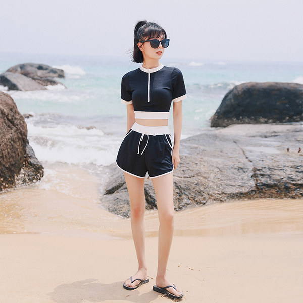 ชุดว่ายน้ำผู้หญิง ชุดว่ายน้ำน่ารัก Bikini ชุดไปทะเล