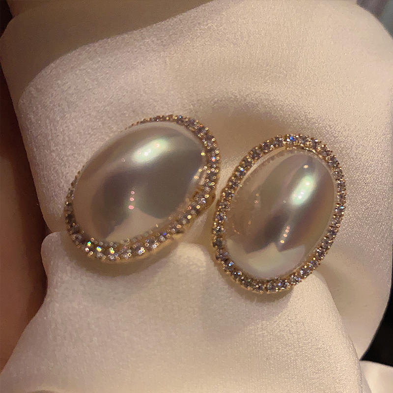 ต่างหู ตุ้มหูแฟชั่น