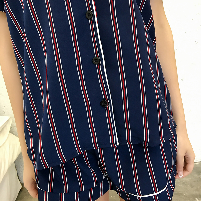 ชุดนอนลายทาง น่ารัก แถมที่คาดผมสุดแบ๊ว พร้อมส่งเลยจ้า