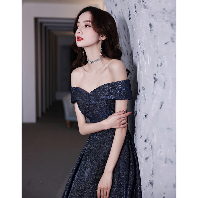 ชุดราตรี ชุดราตรีสวยหรู แบบ ทันสมัย Evening dress