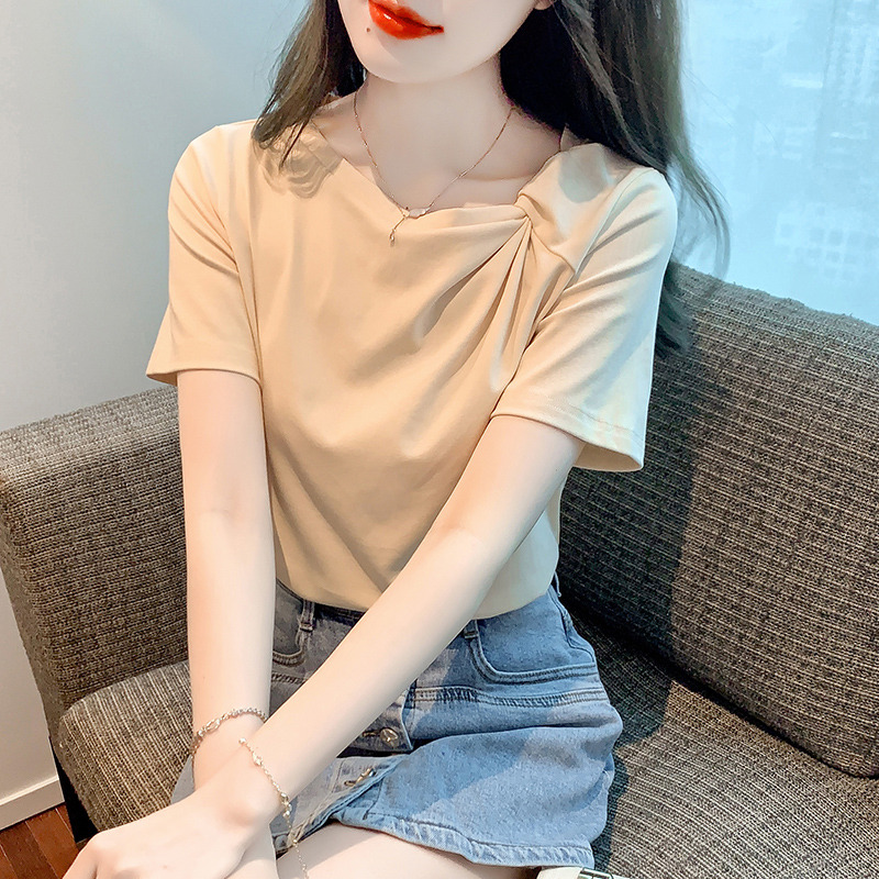 เสื้อเชิ้ตผู้หญิงใส่ทํางาน 390 บาทต่อชิ้น ฟรีค่าจัดส่ง
