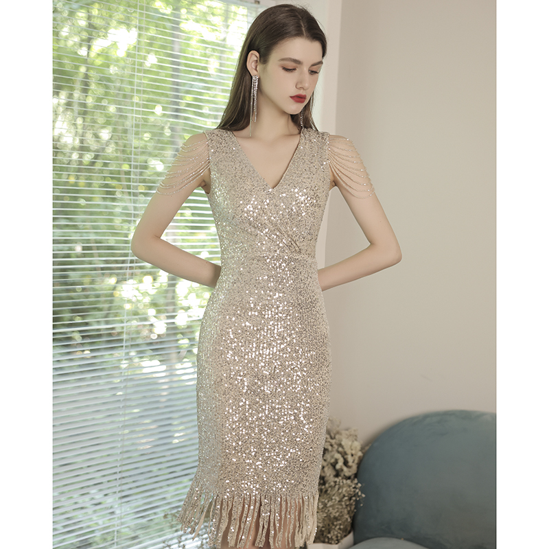 ชุดราตรี ชุดราตรีสวยหรู แบบ ทันสมัย Evening dress