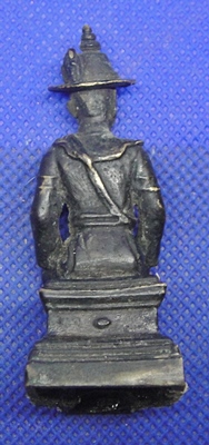 รูปหล่อพระเจ้าตากสินมหาราช