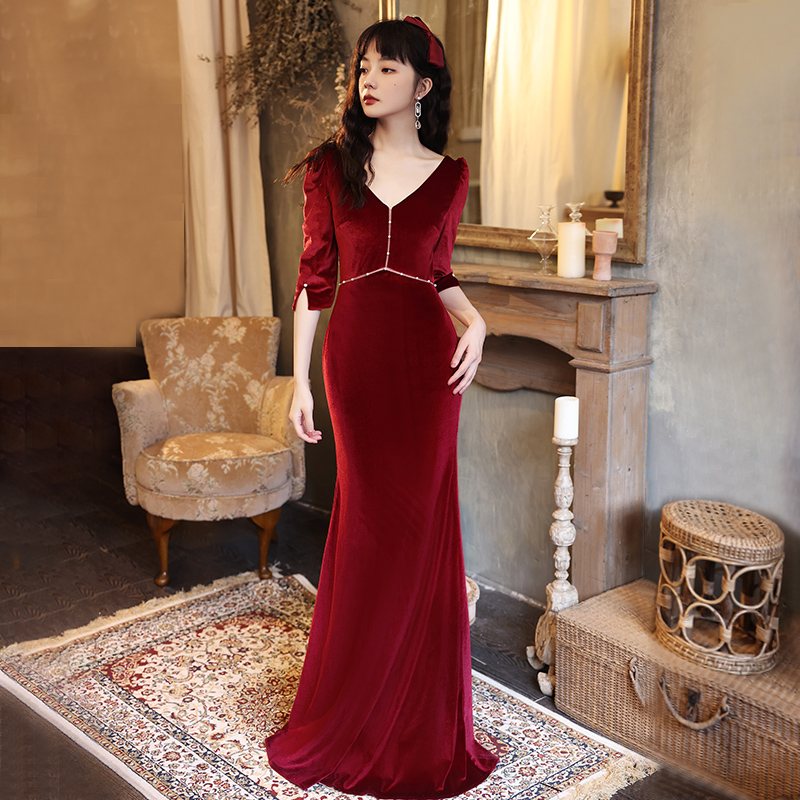 ชุดราตรี ชุดราตรีสวยหรู แบบ ทันสมัย Evening dress