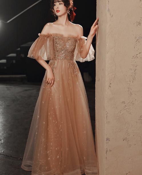 ชุดราตรี ชุดราตรีสวยหรู แบบ ทันสมัย Evening dress