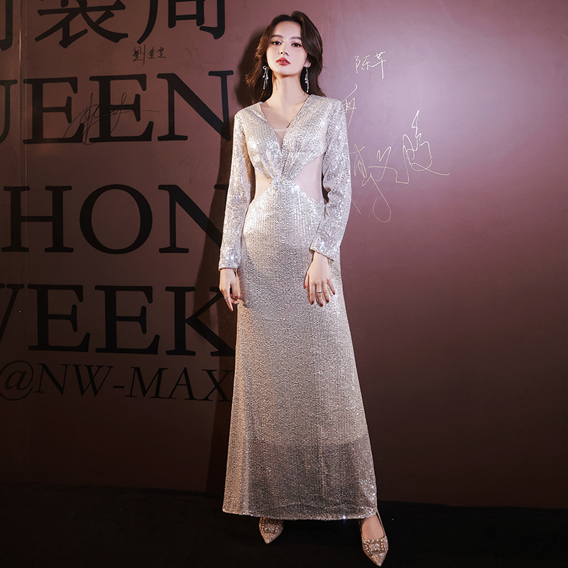 ชุดราตรี ชุดราตรีสวยหรู แบบ ทันสมัย Evening dress