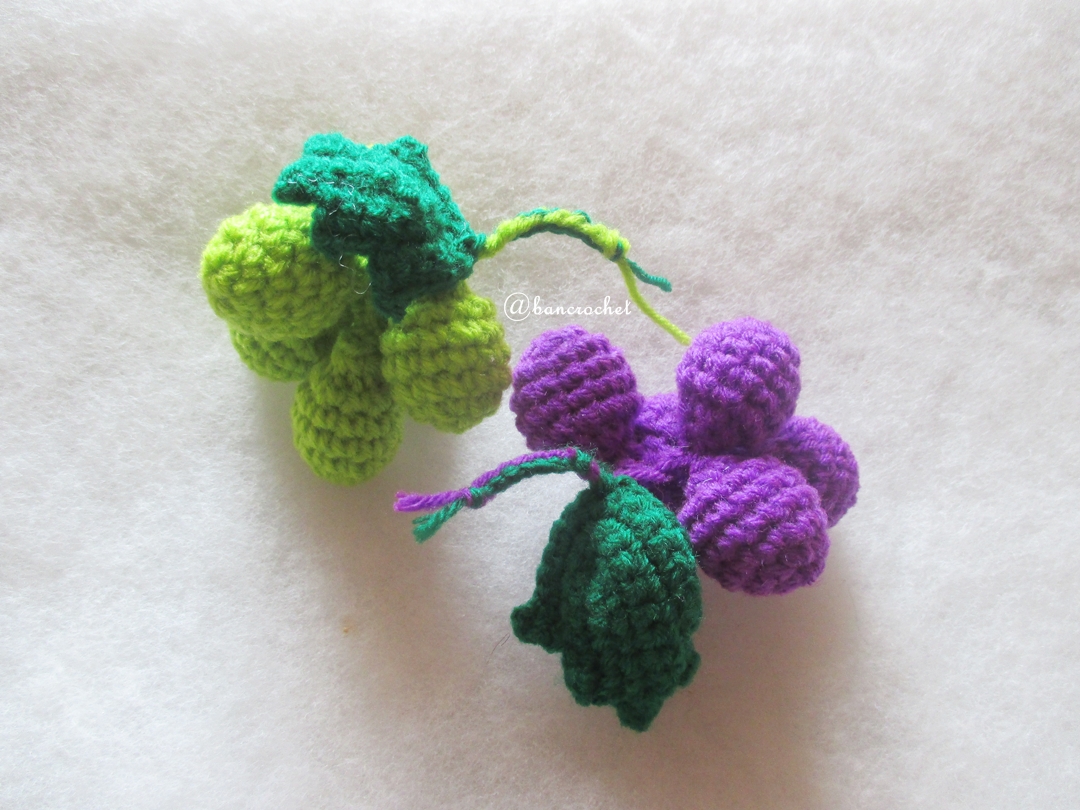 องุ่นเขียวถักโครเชต์ green grape fruit crochet