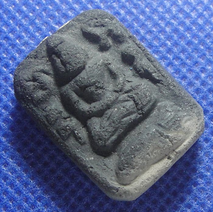 หลวงพ่อฤาษีลิงดำ