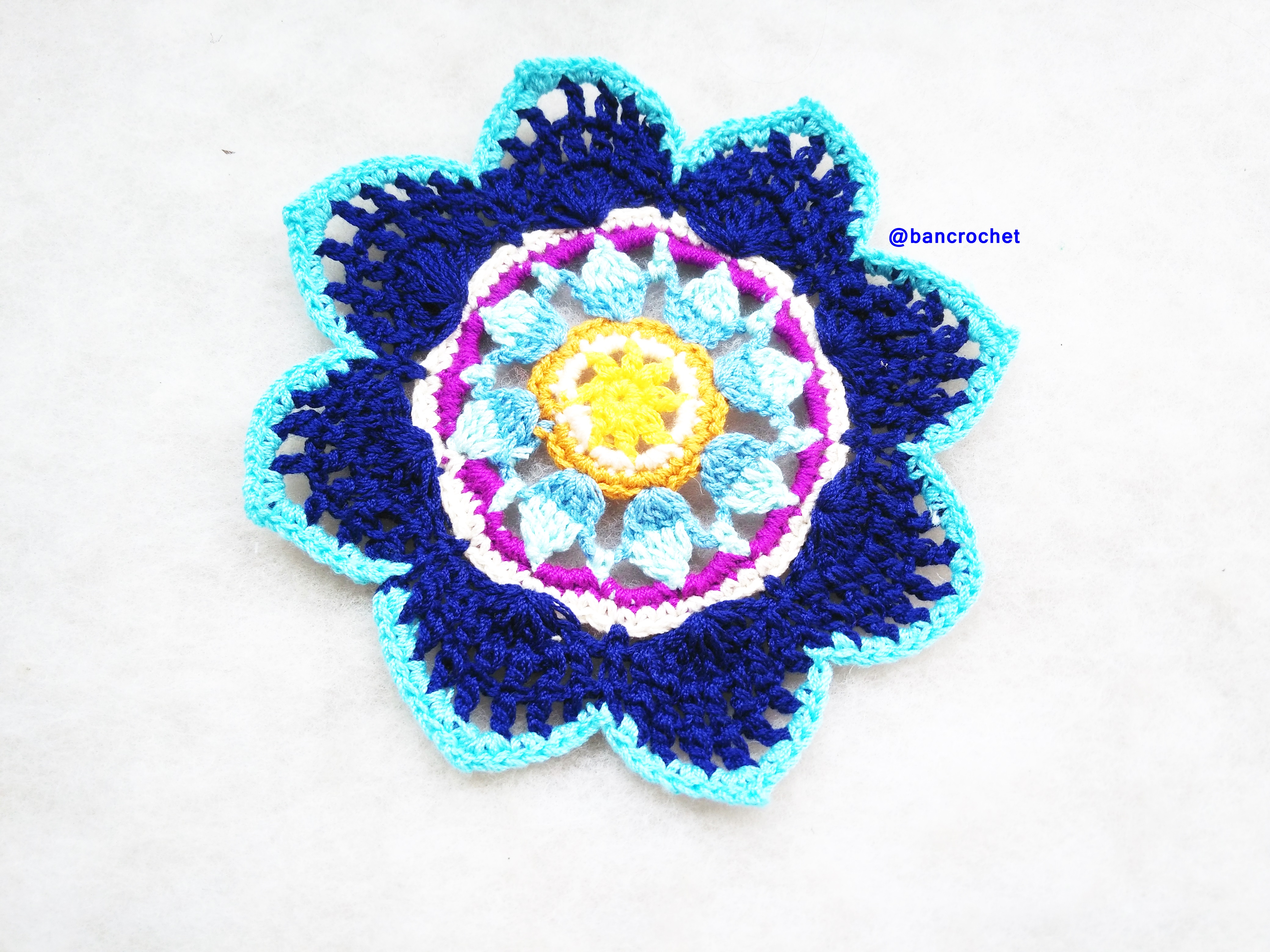 Bancrochet ที่รองแก้วถักโครเชต์ crochet coasters หลากสี 4 นิ้ว