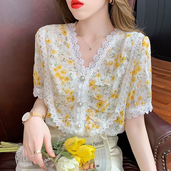 เสื้อลูกไม้ แขนสั้น