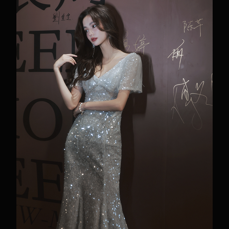 ชุดราตรี ชุดราตรีสวยหรู แบบ ทันสมัย Evening dress