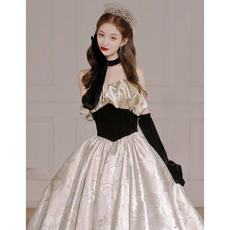 ชุดราตรี ชุดราตรีสวยหรู แบบ ทันสมัย Evening dress