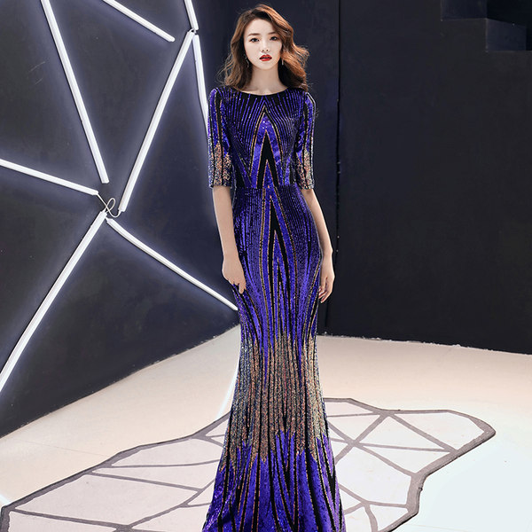 ชุดราตรี ชุดราตรีสวยหรู แบบ ทันสมัย Evening dress