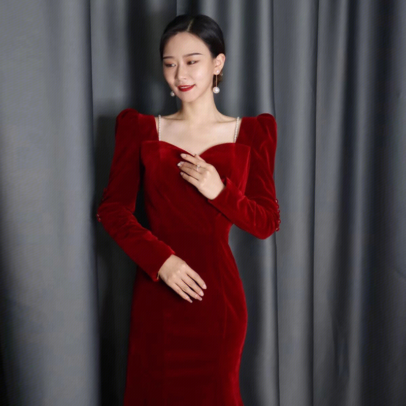 ชุดราตรี ชุดราตรีสวยหรู แบบ ทันสมัย Evening dress