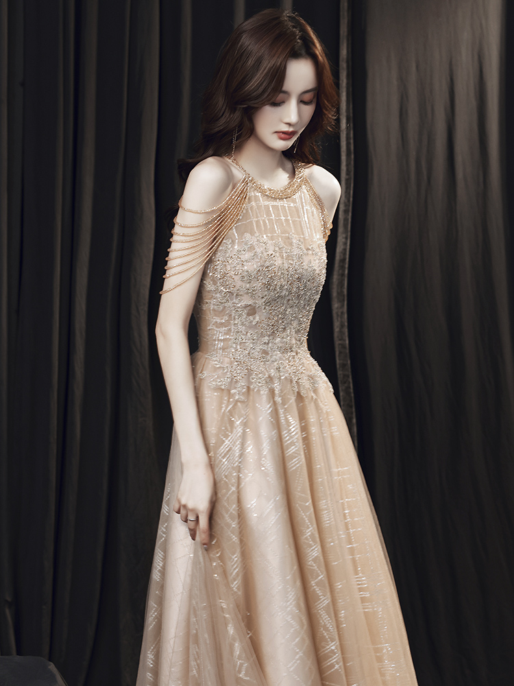 ชุดราตรี ชุดราตรีสวยหรู แบบ ทันสมัย Evening dress