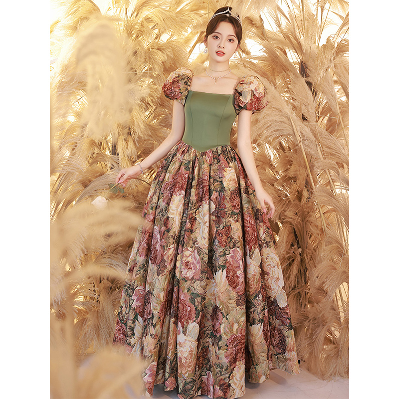 ชุดราตรี ชุดราตรีสวยหรู แบบ ทันสมัย Evening dress