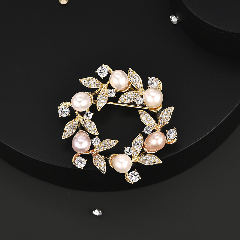 เข็มกลัด เข็มกลัดสวยๆ เข็มกลัดติดเสื้อ Brooch