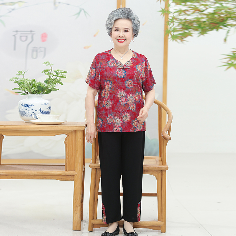 เสื้อคุณยาย เสื้อผู้วัยอายุ60-70ปี มีขนาด L-4XL(อกประมาณ35-45นิ้ว)