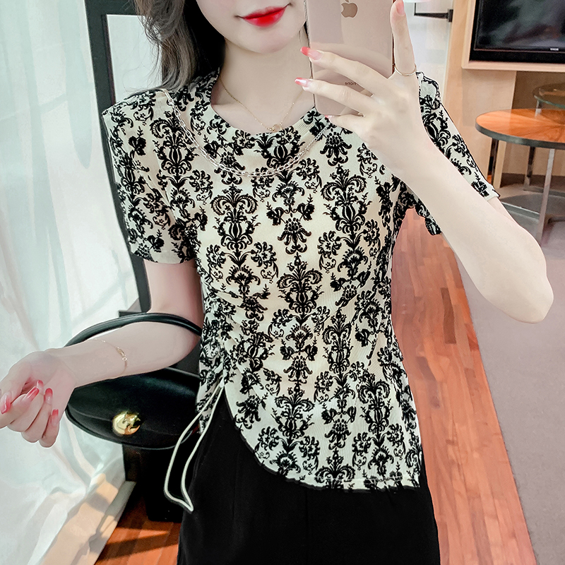 เสื้อผ้าวัยรุ่นเกาหลี เสื้อยืดวัยรุ่นผู้หญิง มีขนาด S M L XL