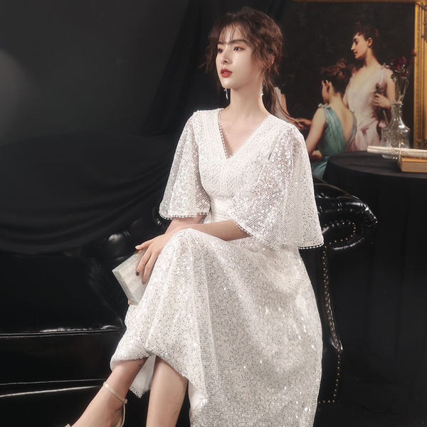 ชุดราตรี ชุดราตรีสวยหรู แบบ ทันสมัย Evening dress