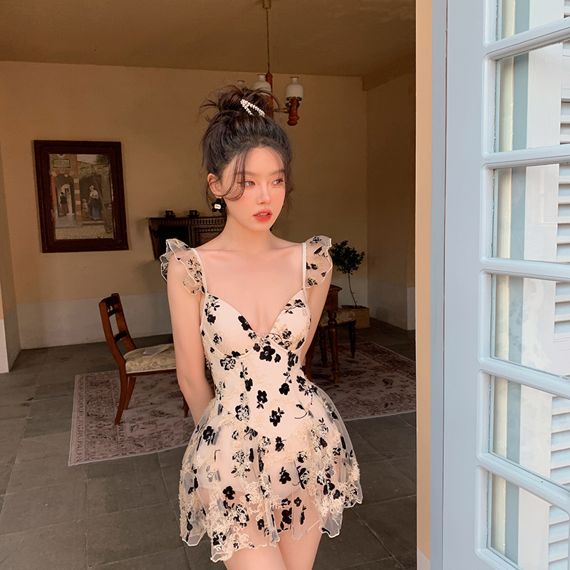ชุดว่ายน้ำผู้หญิง ชุดว่ายน้ำน่ารัก Bikini ชุดไปทะเล
