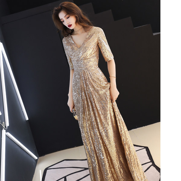 ชุดราตรี ชุดราตรีสวยหรู แบบ ทันสมัย Evening dress