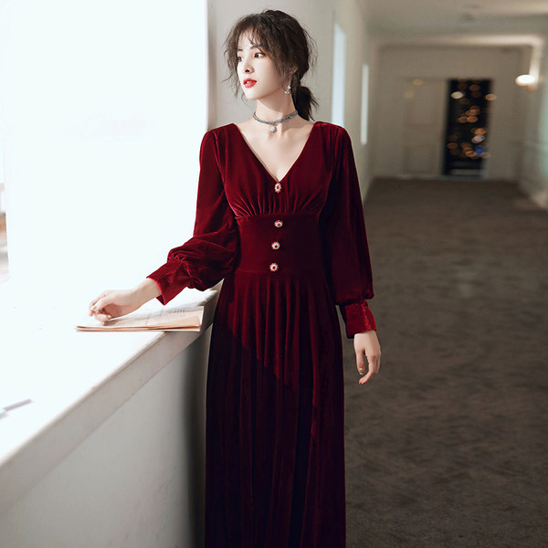 ชุดราตรี ชุดออกงาน ดีไซน์หรู แบรนด์ Angel