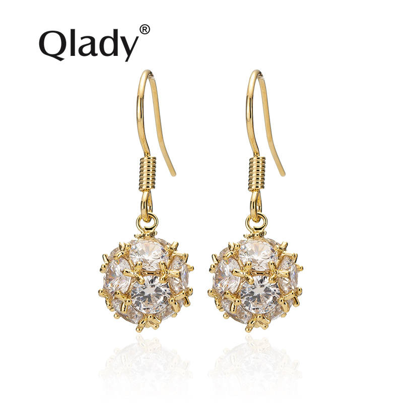 ต่างหู ตุ้มหูแฟชั่น By Qlady