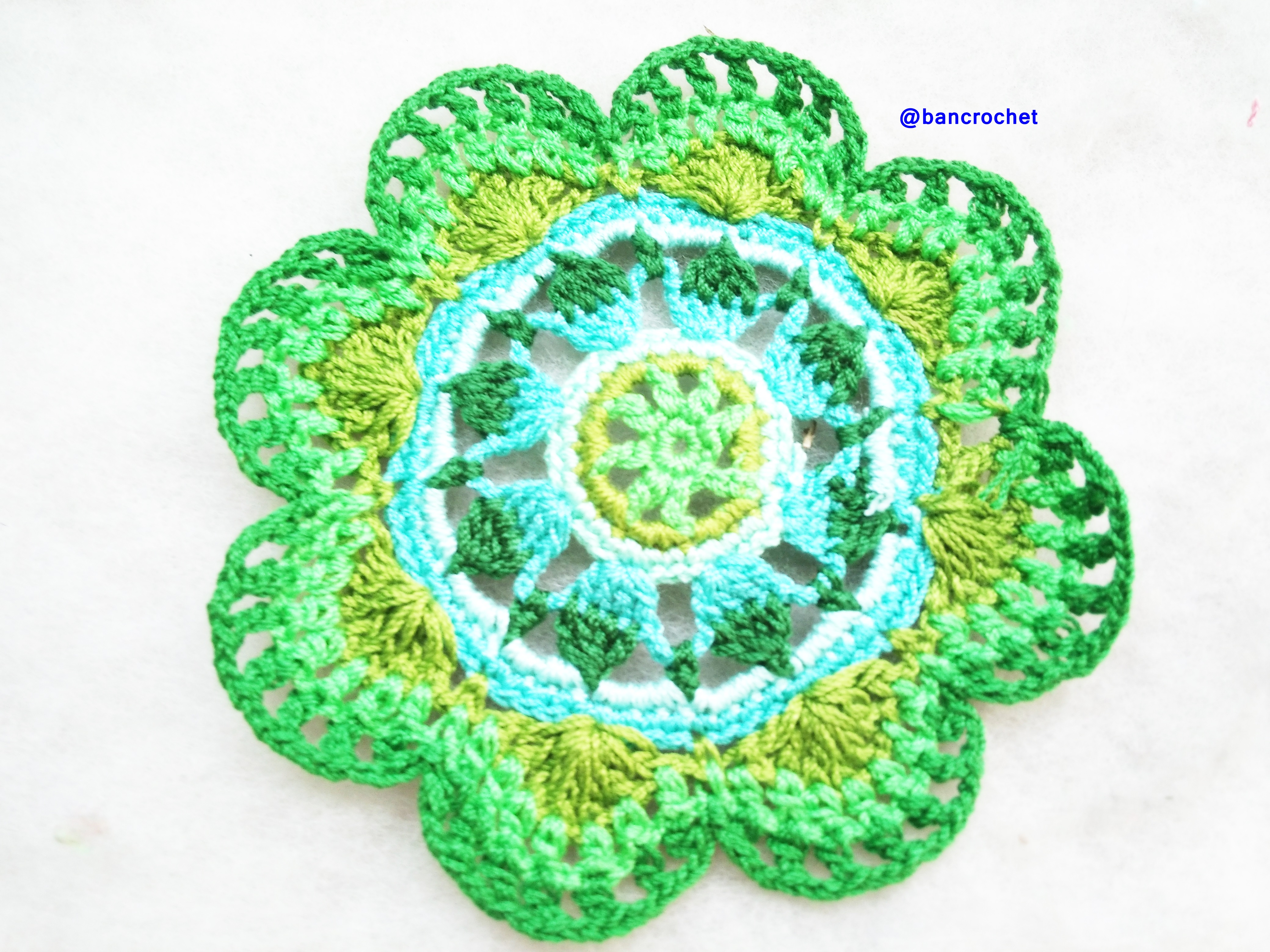 Bancrochet ที่รองแก้วถักโครเชต์ crochet coasters หลากสี 4 นิ้ว