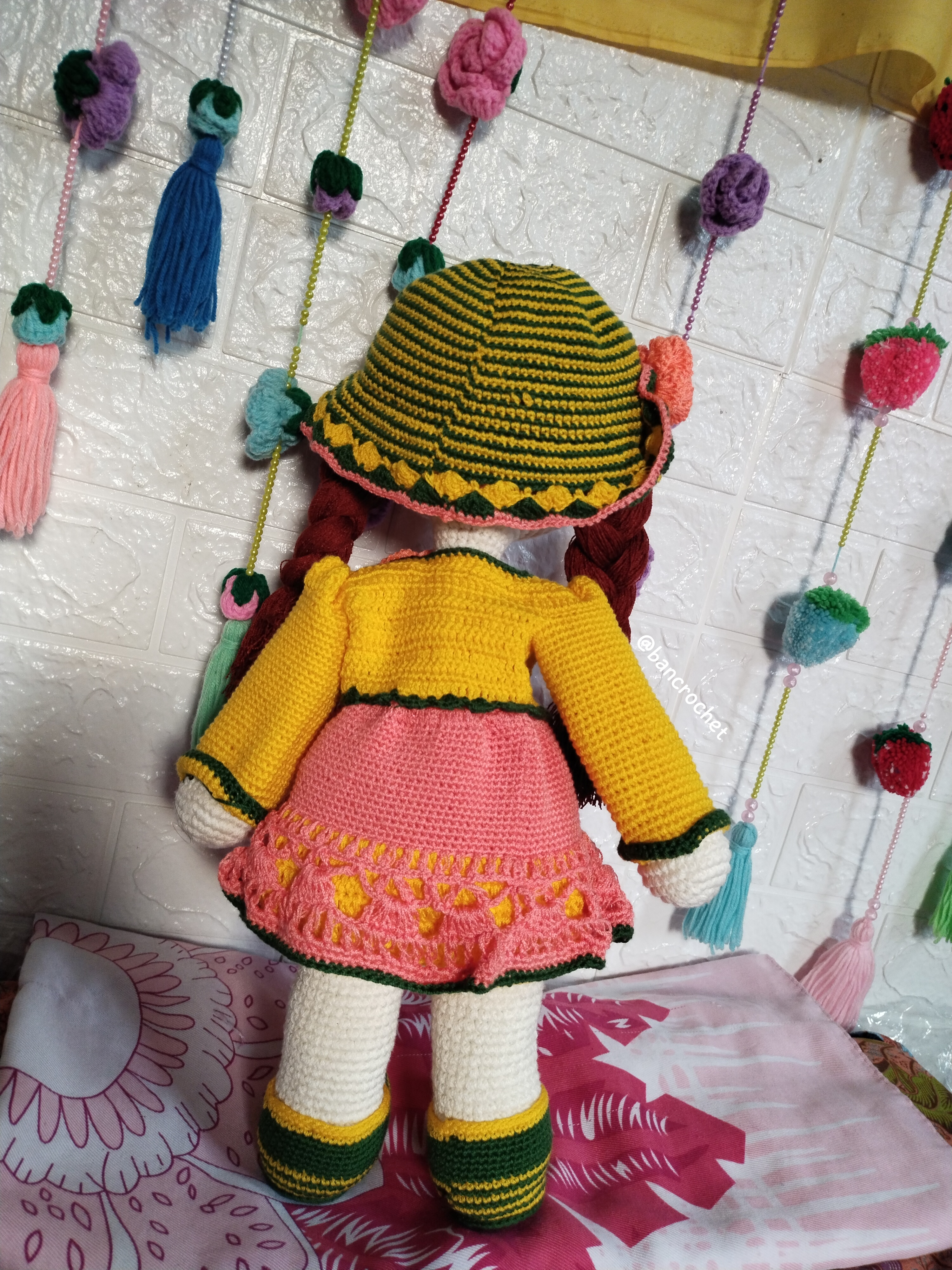 Bancrochet ตุ๊กตาถักโครเชต์รูปคน crochet doll หลากสี 14 inch