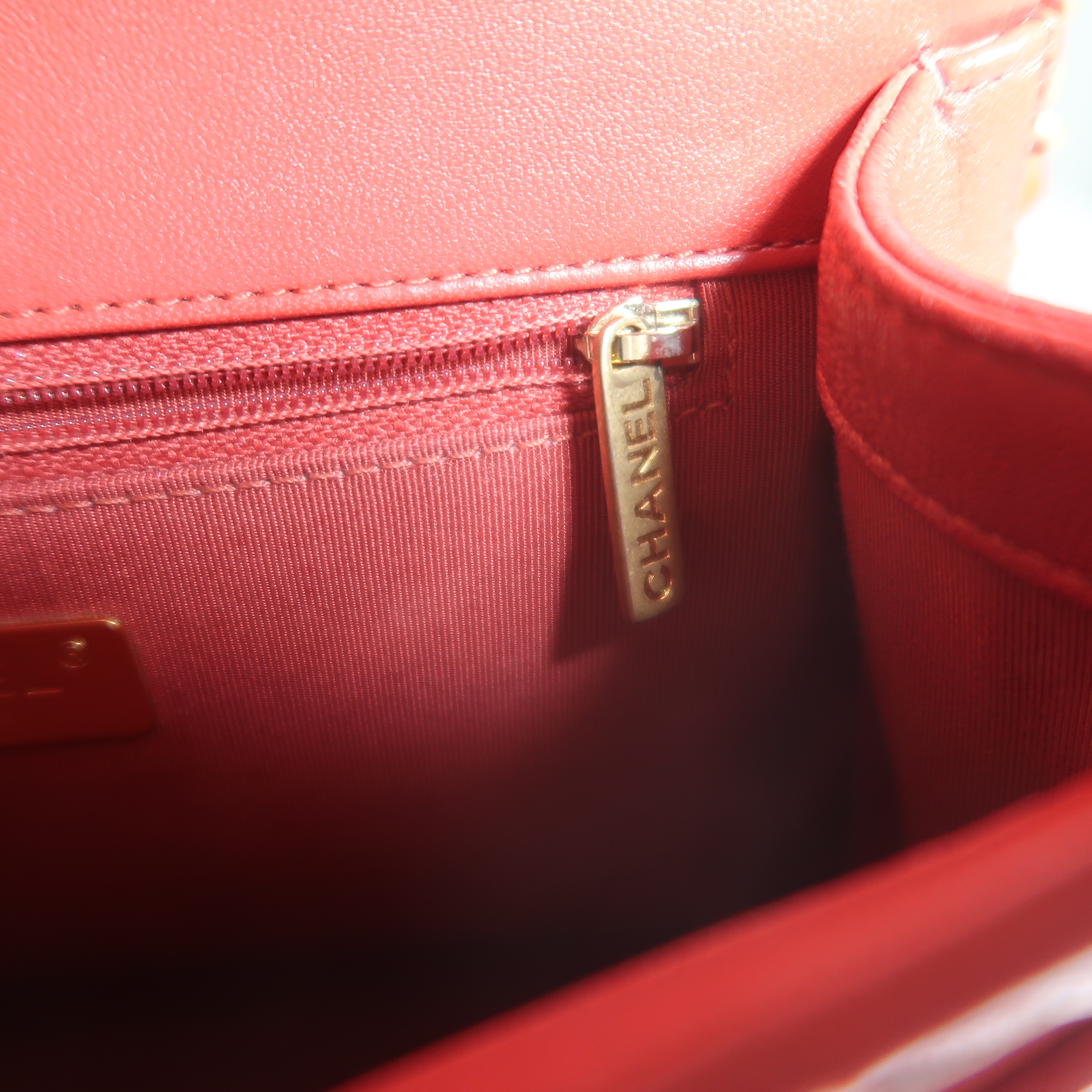 Chanel Red Lambskin Chain Infinity Top Handle Bag GHW(ใบ King Power 2019)