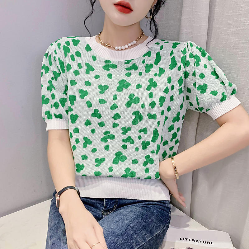 เสื้อยืดวัยรุ่นน่ารักๆ เสื้อวัยรุ่นแขนสั้น เสื้อผ้าวัยรุ่นเกาหลี แบรนด์ Wiyike