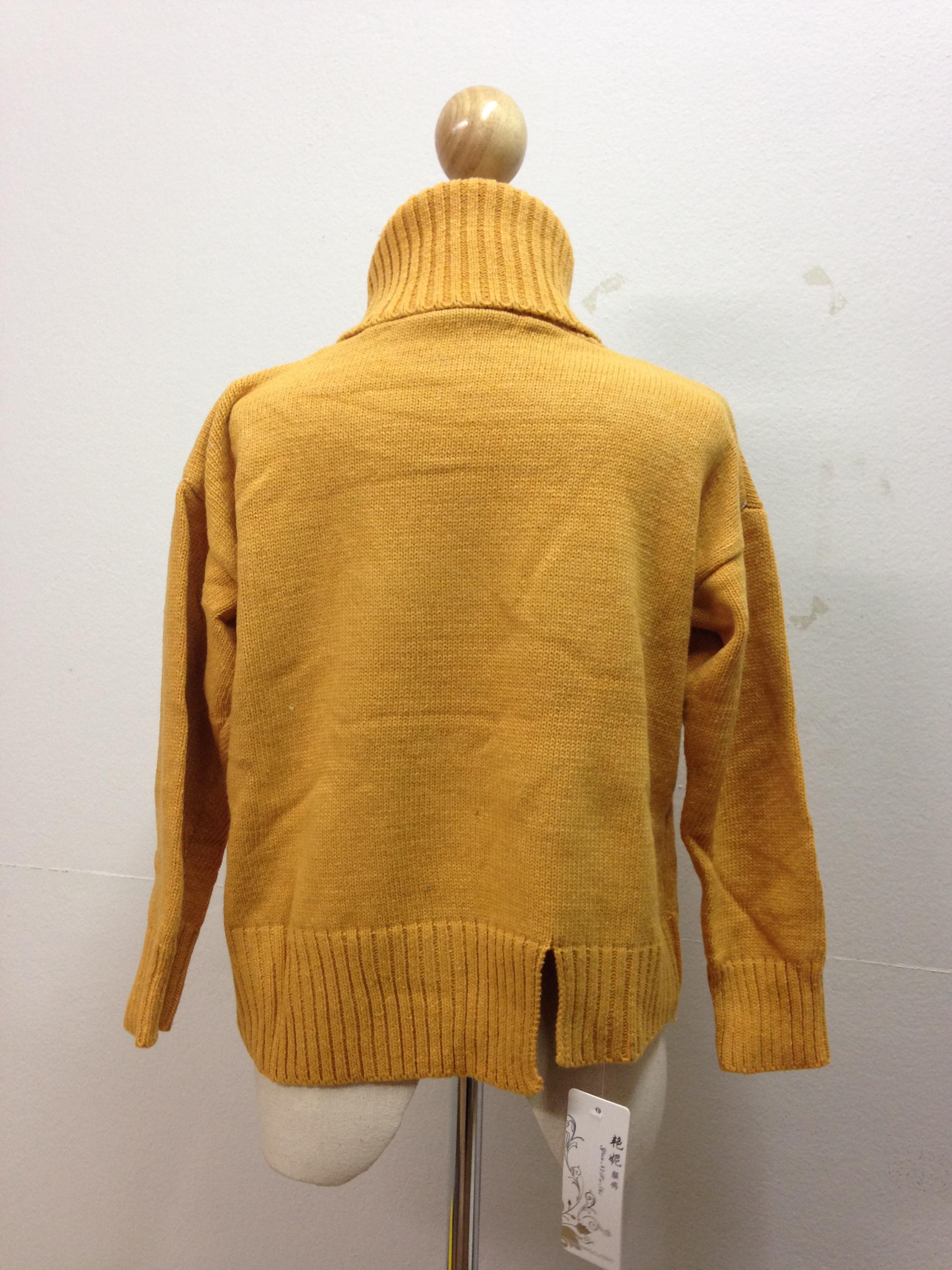 สีเหลือง : เสื้อไหมพรมกันหนาว คอเต่าพับได้ตามต้องการ ยืดได้เยอะ ทรงเก๋ๆ จะใส่เดี่ยวไหรือใส่โค้ทคลุมก็สวยจ้า สำเนา