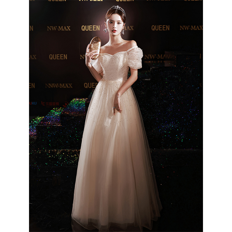 ชุดราตรี ชุดราตรีสวยหรู แบบ ทันสมัย Evening dress