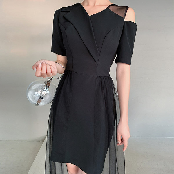 ชุดราตรี ชุดราตรีสวยหรู แบบ ทันสมัย Evening dress