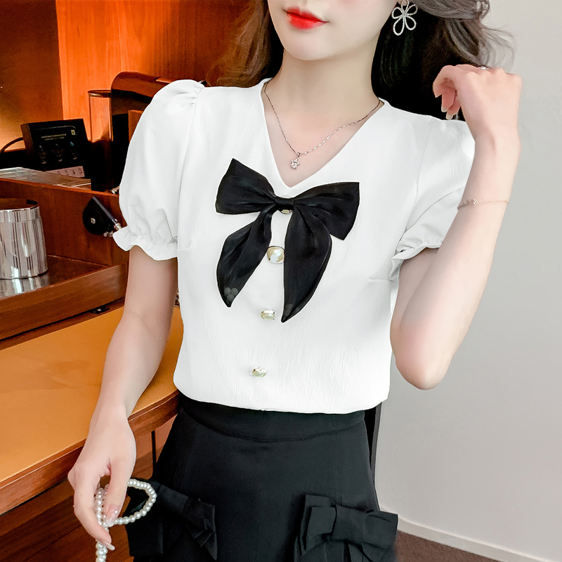 เสื้อเชิ้ตแขนยาววัยรุ่น ลายสวยๆ แบรนด์ YIL AN