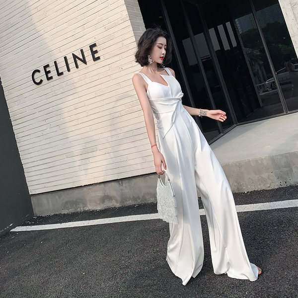 ชุดราตรี ชุดออกงาน ดีไซน์หรู แบรนด์ Angel