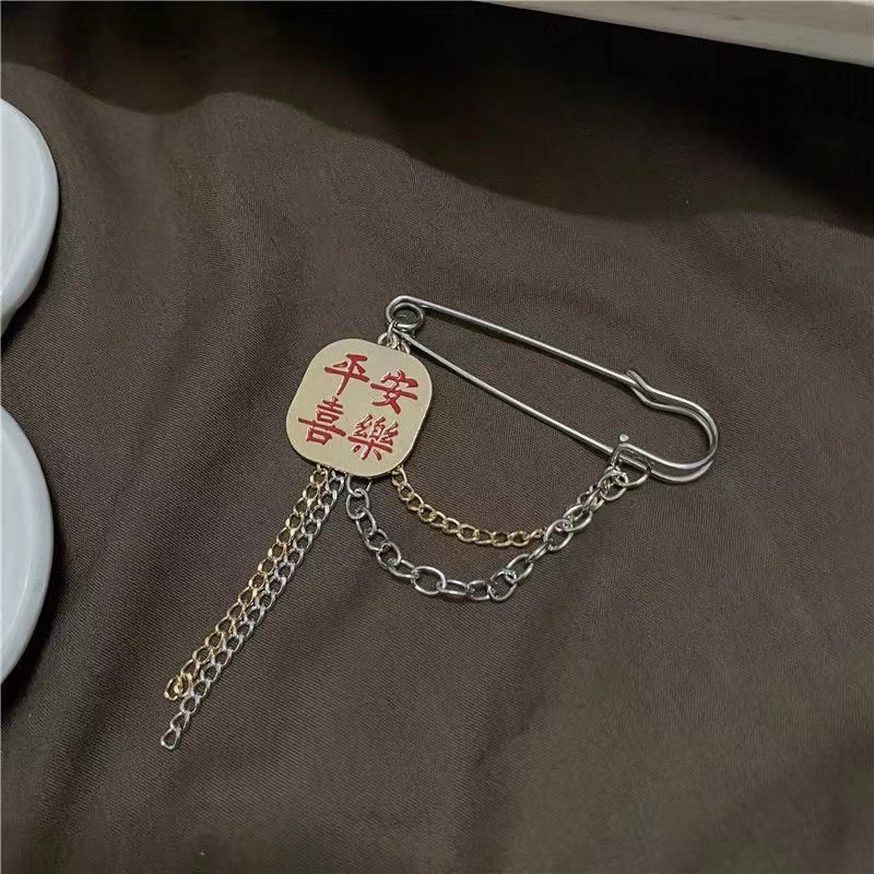 เข็มกลัด เข็มกลัดสวยๆ เข็มกลัดติดเสื้อ Brooch