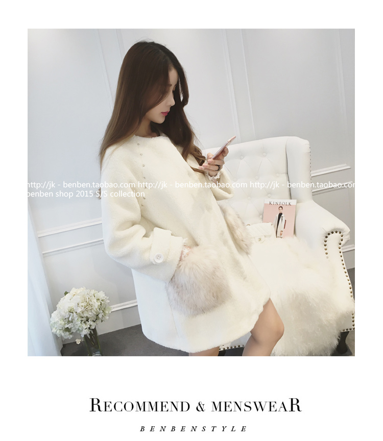 เสื้อกันหนาว ขนแกะสีขาว แต่กระเป๋าด้วยขนเฟลอฟูๆ บุซับในกันลม น่ารักมากก พร้อมส่งจ้า