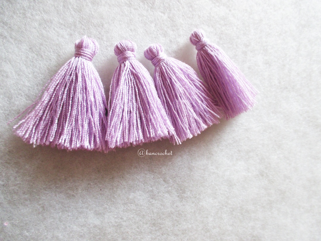 พู่สีม่วงโครเชต์ ด้ายถัก venus เบอร์ 16 iris tassel crochet acrylic yarn no.16