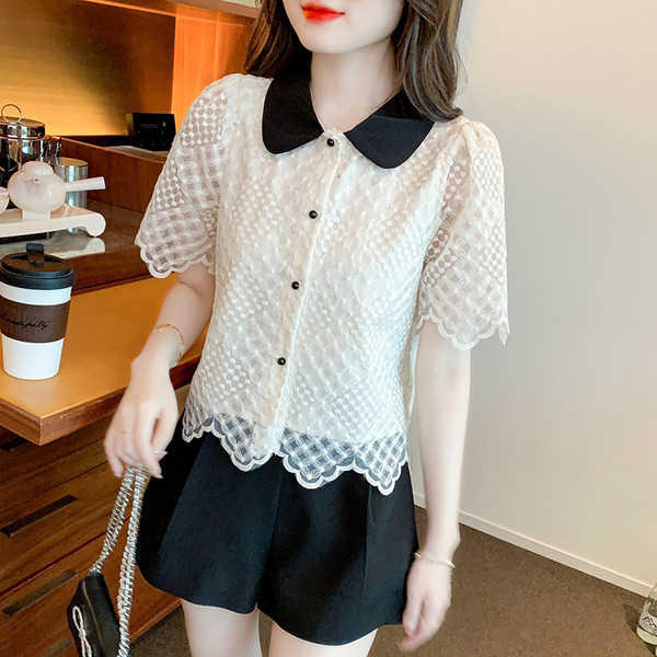 เสื้อลูกไม้ แขนสั้น